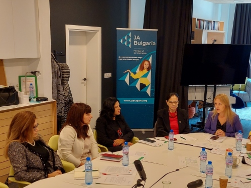 108.СУ – член на Консултативния съвет по предприемачество и финансова грамотност към JA България